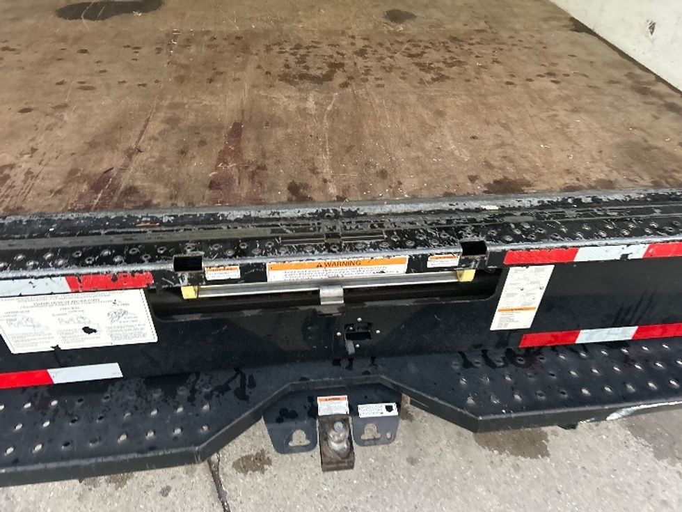 Light Duty Box Truck-Light and Medium Duty Trucks-Ford-2022-E350-Sarasota-FL-104,102\n\t\tmiles-$ 31,500 - Image 10