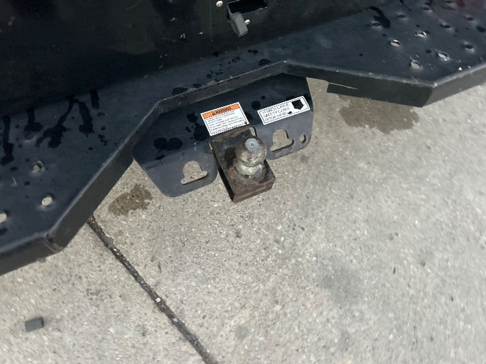 Light Duty Box Truck-Light and Medium Duty Trucks-Ford-2022-E350-Sarasota-FL-104,102\n\t\tmiles-$ 31,500 - Image 26