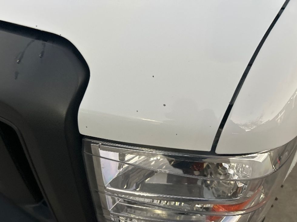 Light Duty Box Truck-Light and Medium Duty Trucks-Ford-2022-E350-Sarasota-FL-104,102\n\t\tmiles-$ 31,500 - Image 28