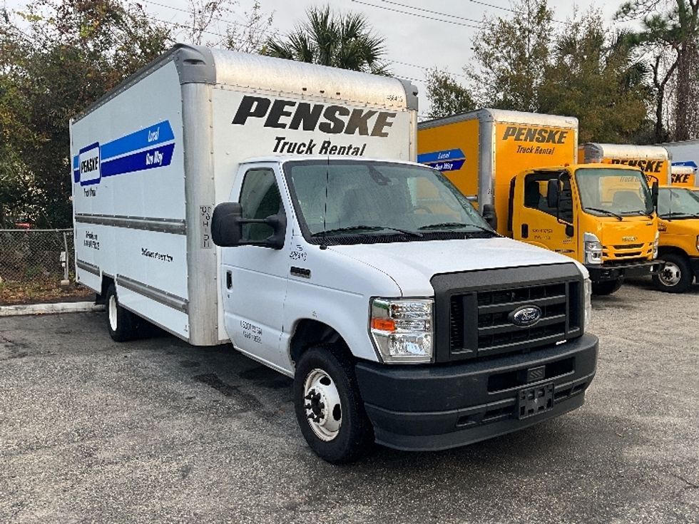Light Duty Box Truck-Light and Medium Duty Trucks-Ford-2022-E350-Sarasota-FL-70,092\n\t\tmiles-$ 42,000 - Image 1