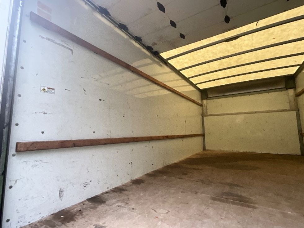Light Duty Box Truck-Light and Medium Duty Trucks-Ford-2022-E350-Sarasota-FL-70,092\n\t\tmiles-$ 42,000 - Image 11