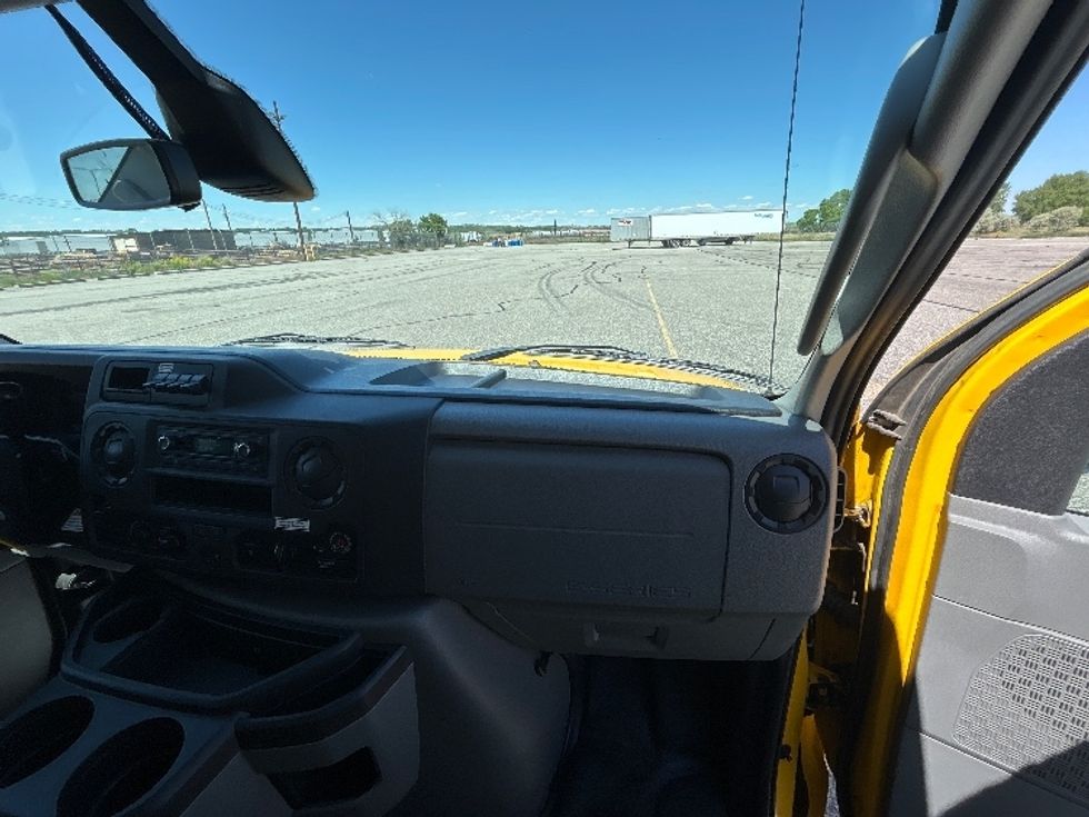 Light Duty Box Truck-Light and Medium Duty Trucks-Ford-2022-E350-Seattle-WA-108,441\n\t\tmiles-$ 27,000 - Image 20