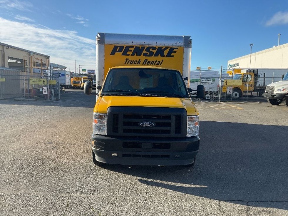 Light Duty Box Truck-Light and Medium Duty Trucks-Ford-2022-E350-Seattle-WA-89,397\n\t\tmiles-$ 30,000 - Image 2