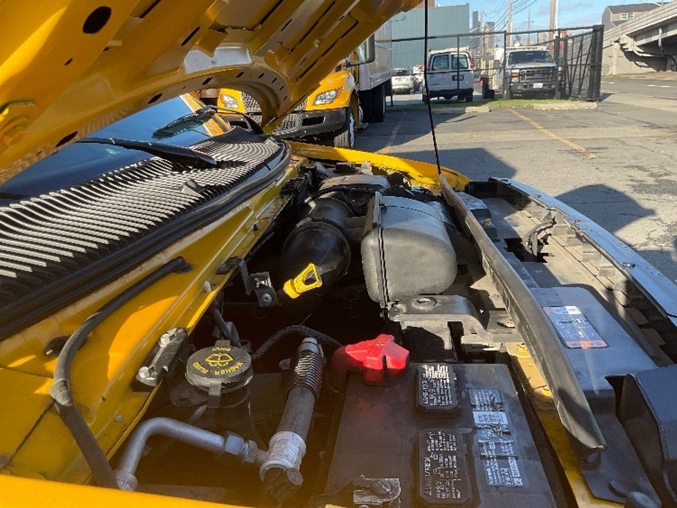 Light Duty Box Truck-Light and Medium Duty Trucks-Ford-2022-E350-Seattle-WA-89,397\n\t\tmiles-$ 30,000 - Image 23