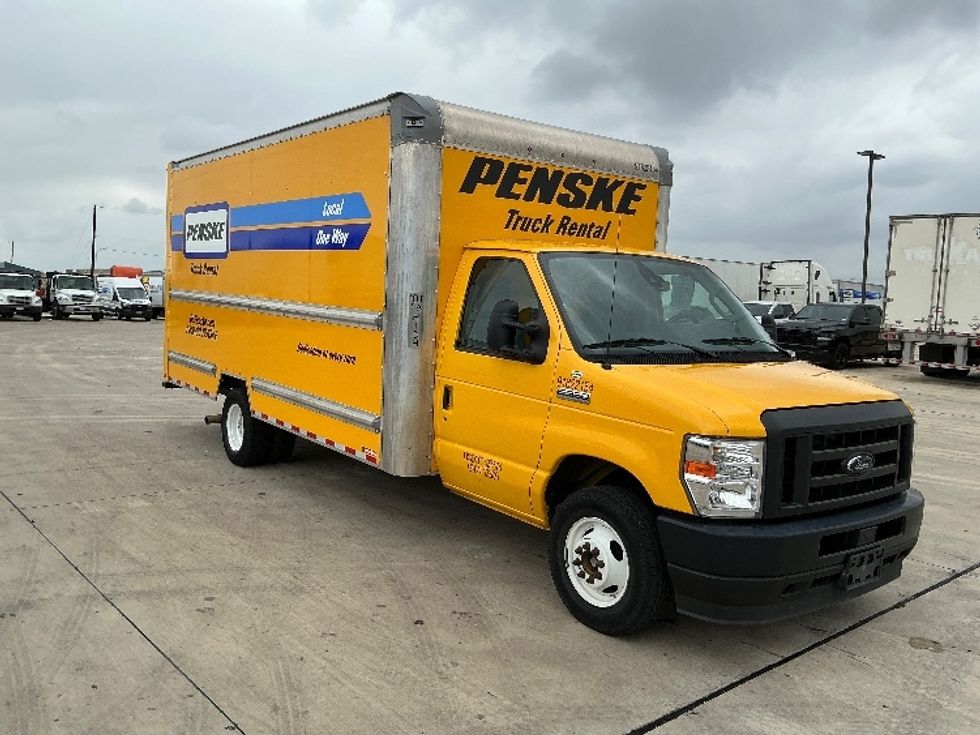 Light Duty Box Truck-Light and Medium Duty Trucks-Ford-2022-E350-Selma-TX-77,811\n\t\tmiles-$ 30,000 - Image 1