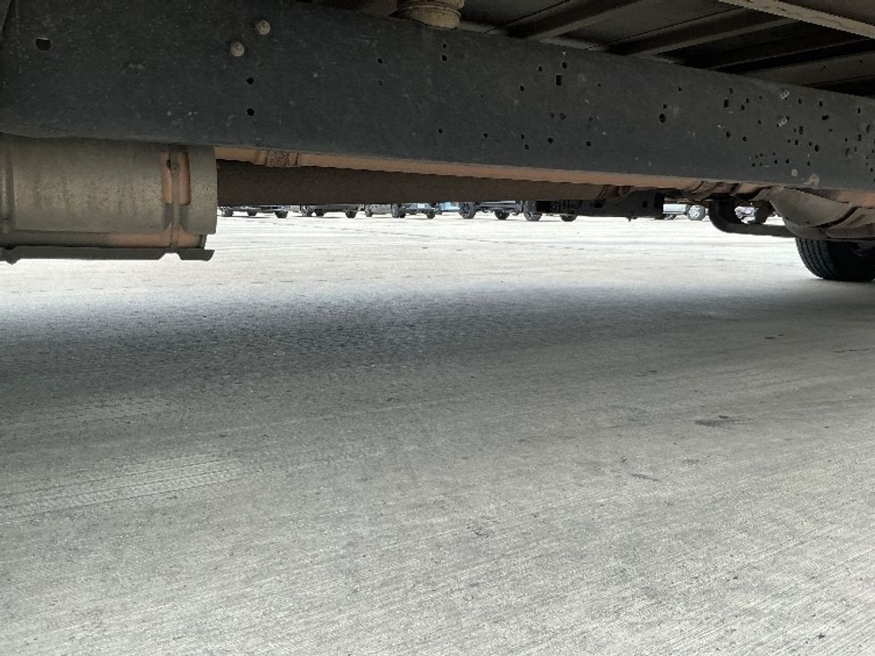 Light Duty Box Truck-Light and Medium Duty Trucks-Ford-2022-E350-Selma-TX-77,811\n\t\tmiles-$ 30,000 - Image 13