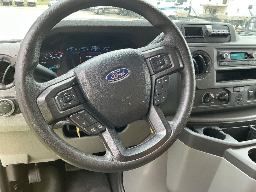 Light Duty Box Truck-Light and Medium Duty Trucks-Ford-2022-E350-Selma-TX-77,811\n\t\tmiles-$ 30,000 - Image 17