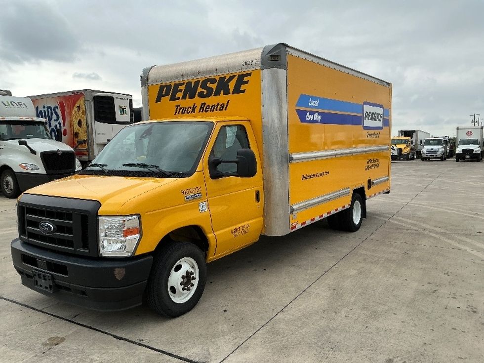Light Duty Box Truck-Light and Medium Duty Trucks-Ford-2022-E350-Selma-TX-77,811\n\t\tmiles-$ 30,000 - Image 3