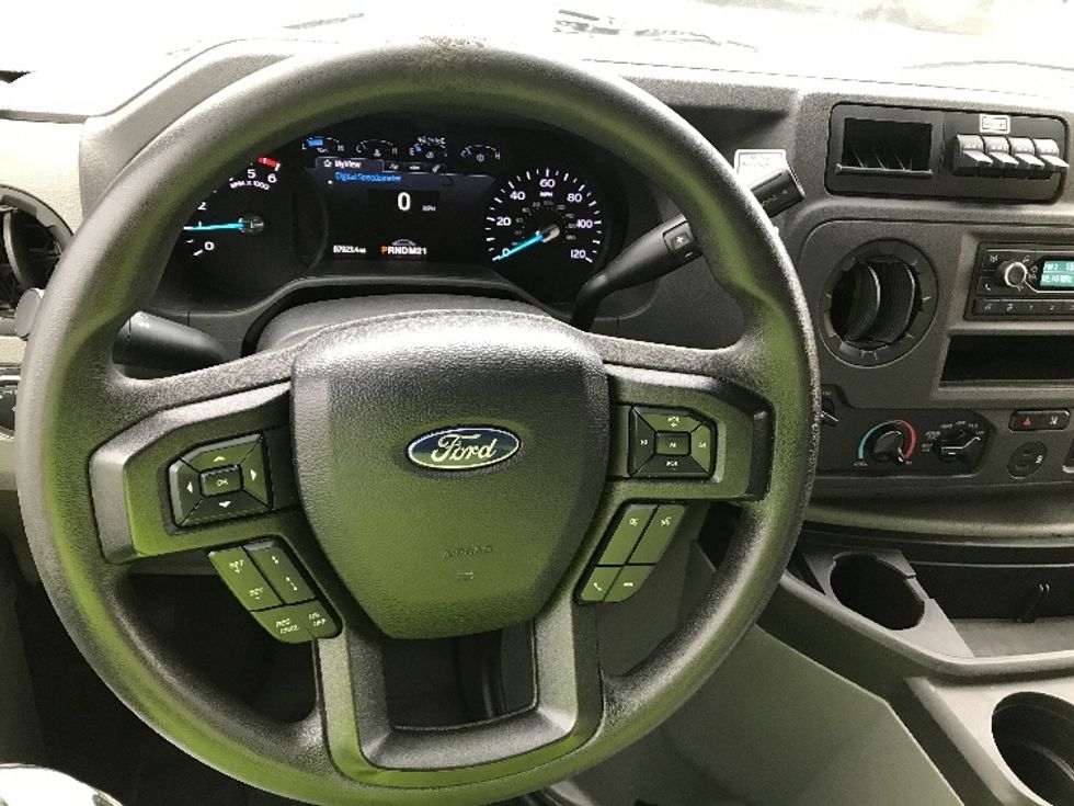 Light Duty Box Truck-Light and Medium Duty Trucks-Ford-2022-E350-Shreveport-LA-87,925\n\t\tmiles-$ 32,250 - Image 17