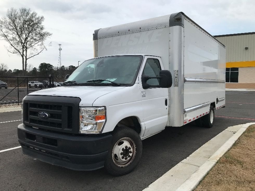 Light Duty Box Truck-Light and Medium Duty Trucks-Ford-2022-E350-Shreveport-LA-87,925\n\t\tmiles-$ 32,250 - Image 3