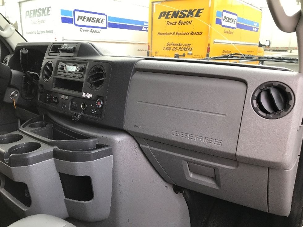 Light Duty Box Truck-Light and Medium Duty Trucks-Ford-2022-E350-Shreveport-LA-91,564\n\t\tmiles-$ 31,750 - Image 20