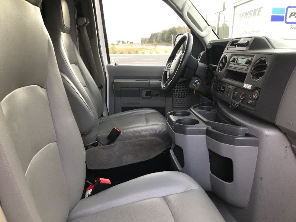 Light Duty Box Truck-Light and Medium Duty Trucks-Ford-2022-E350-Shreveport-LA-91,564\n\t\tmiles-$ 31,750 - Image 21