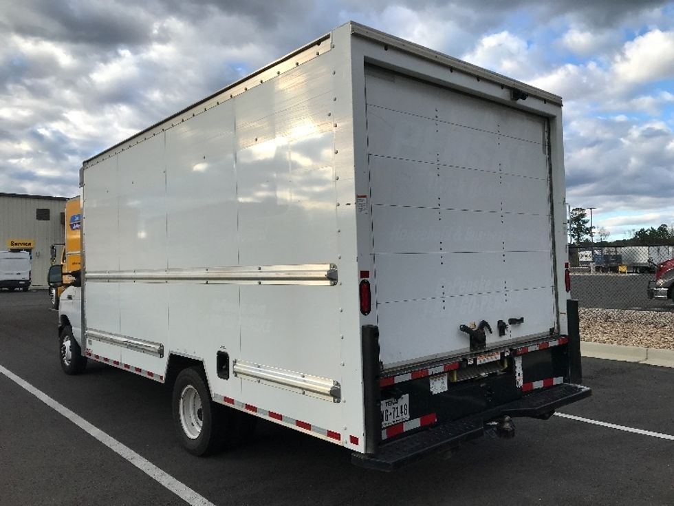 Light Duty Box Truck-Light and Medium Duty Trucks-Ford-2022-E350-Shreveport-LA-91,564\n\t\tmiles-$ 31,750 - Image 6
