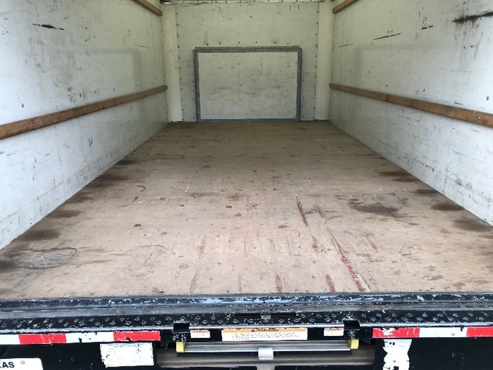 Light Duty Box Truck-Light and Medium Duty Trucks-Ford-2022-E350-Shreveport-LA-91,564\n\t\tmiles-$ 31,750 - Image 9