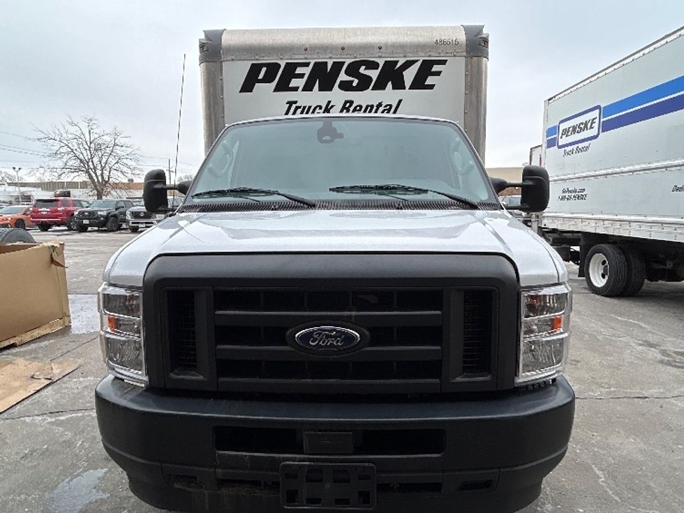 Light Duty Box Truck-Light and Medium Duty Trucks-Ford-2022-E350-Sioux Falls-SD-103,551\n\t\tmiles-$ 29,750 - Image 2
