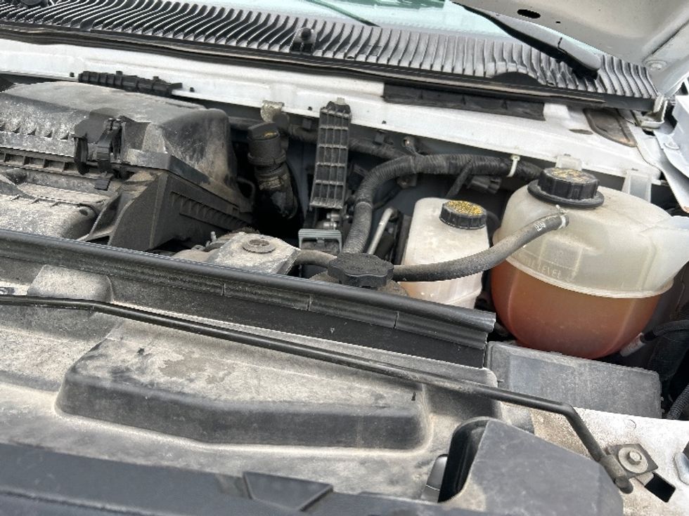 Light Duty Box Truck-Light and Medium Duty Trucks-Ford-2022-E350-Sioux Falls-SD-103,551\n\t\tmiles-$ 29,750 - Image 24