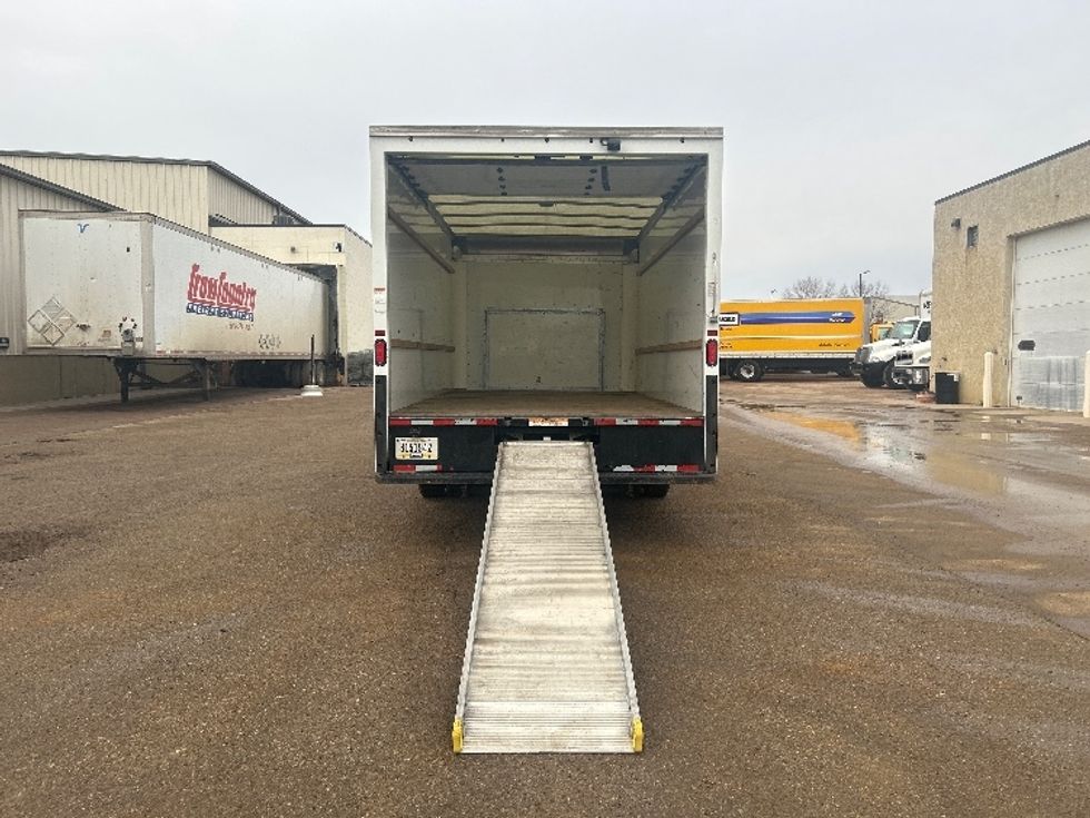 Light Duty Box Truck-Light and Medium Duty Trucks-Ford-2022-E350-Sioux Falls-SD-105,877\n\t\tmiles-$ 29,500 - Image 9