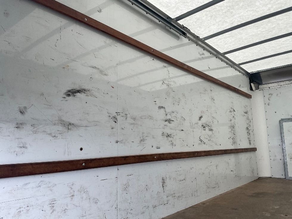 Light Duty Box Truck-Light and Medium Duty Trucks-Ford-2022-E350-South Bend-IN-100,699\n\t\tmiles-$ 29,750 - Image 11