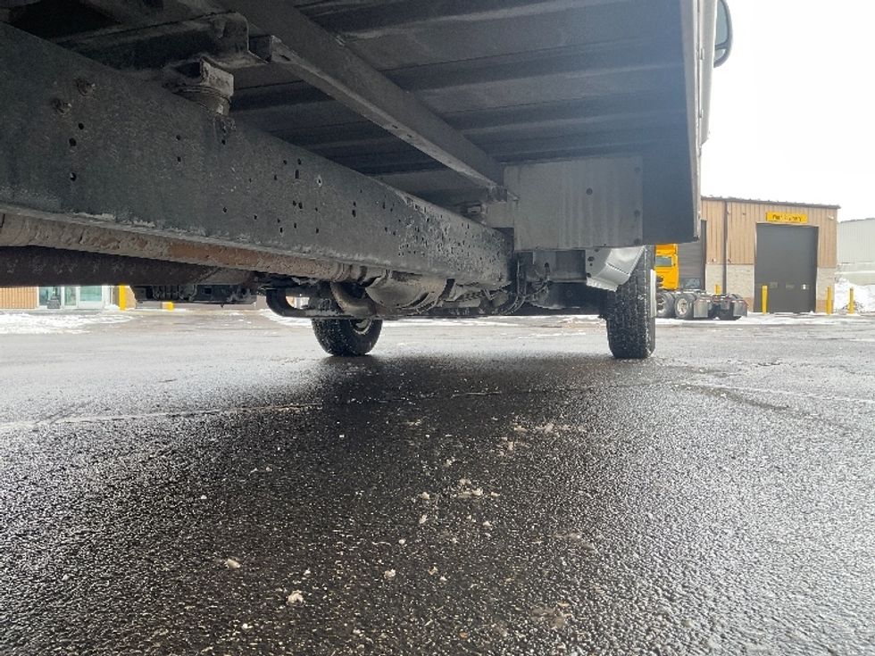 Light Duty Box Truck-Light and Medium Duty Trucks-Ford-2022-E350-South Bend-IN-100,699\n\t\tmiles-$ 29,750 - Image 14