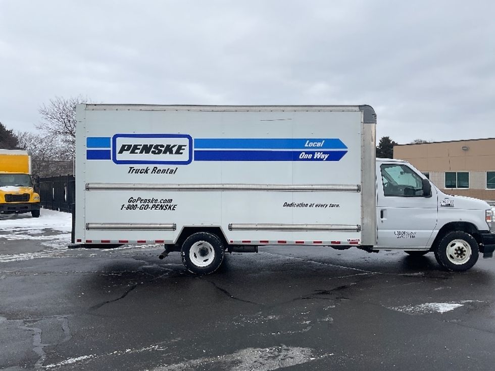 Light Duty Box Truck-Light and Medium Duty Trucks-Ford-2022-E350-South Bend-IN-100,699\n\t\tmiles-$ 29,750 - Image 15