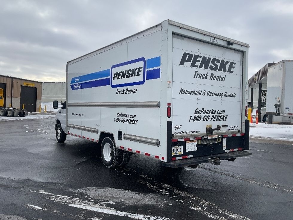 Light Duty Box Truck-Light and Medium Duty Trucks-Ford-2022-E350-South Bend-IN-100,699\n\t\tmiles-$ 29,750 - Image 6