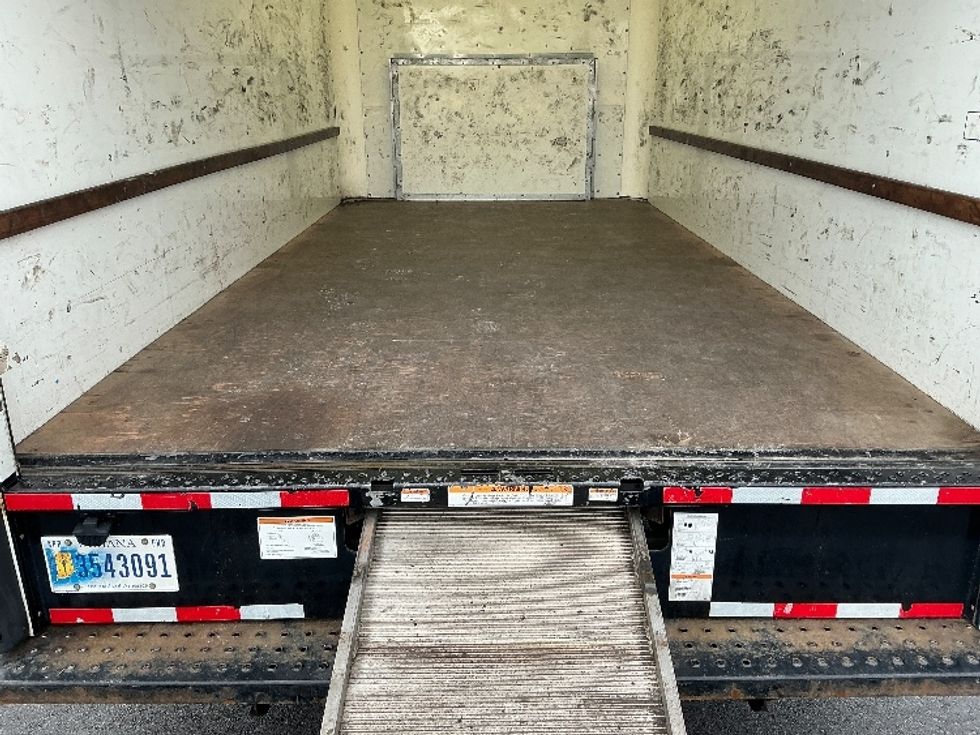 Light Duty Box Truck-Light and Medium Duty Trucks-Ford-2022-E350-South Bend-IN-134,275\n\t\tmiles-$ 24,750 - Image 10