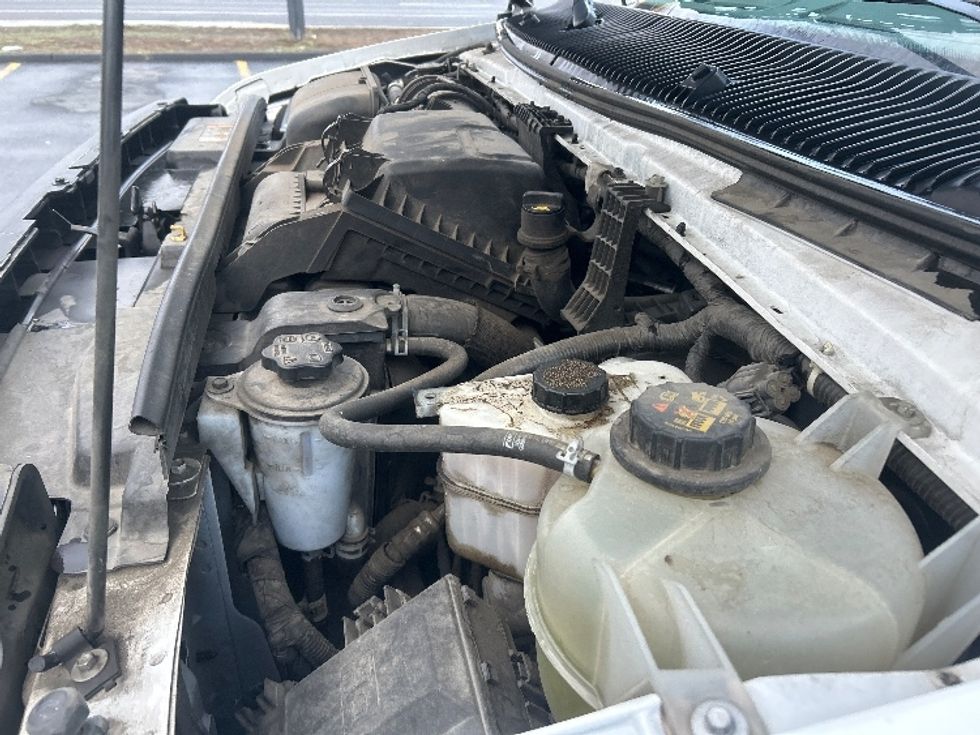 Light Duty Box Truck-Light and Medium Duty Trucks-Ford-2022-E350-Sparks-NV-100,282\n\t\tmiles-$ 32,000 - Image 23