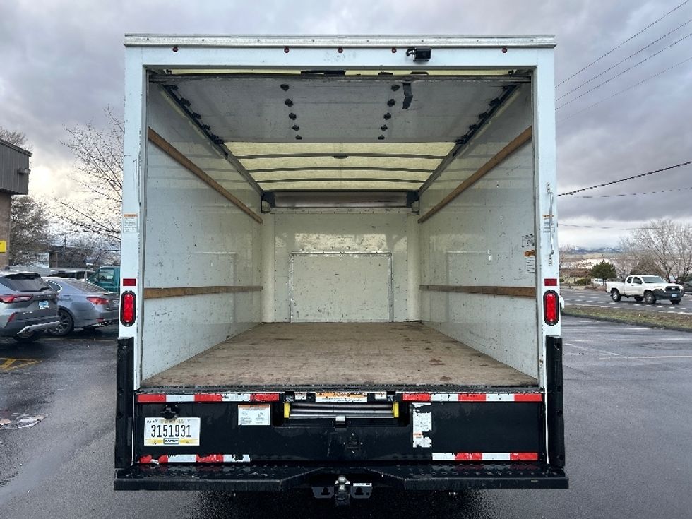 Light Duty Box Truck-Light and Medium Duty Trucks-Ford-2022-E350-Sparks-NV-100,282\n\t\tmiles-$ 32,000 - Image 8