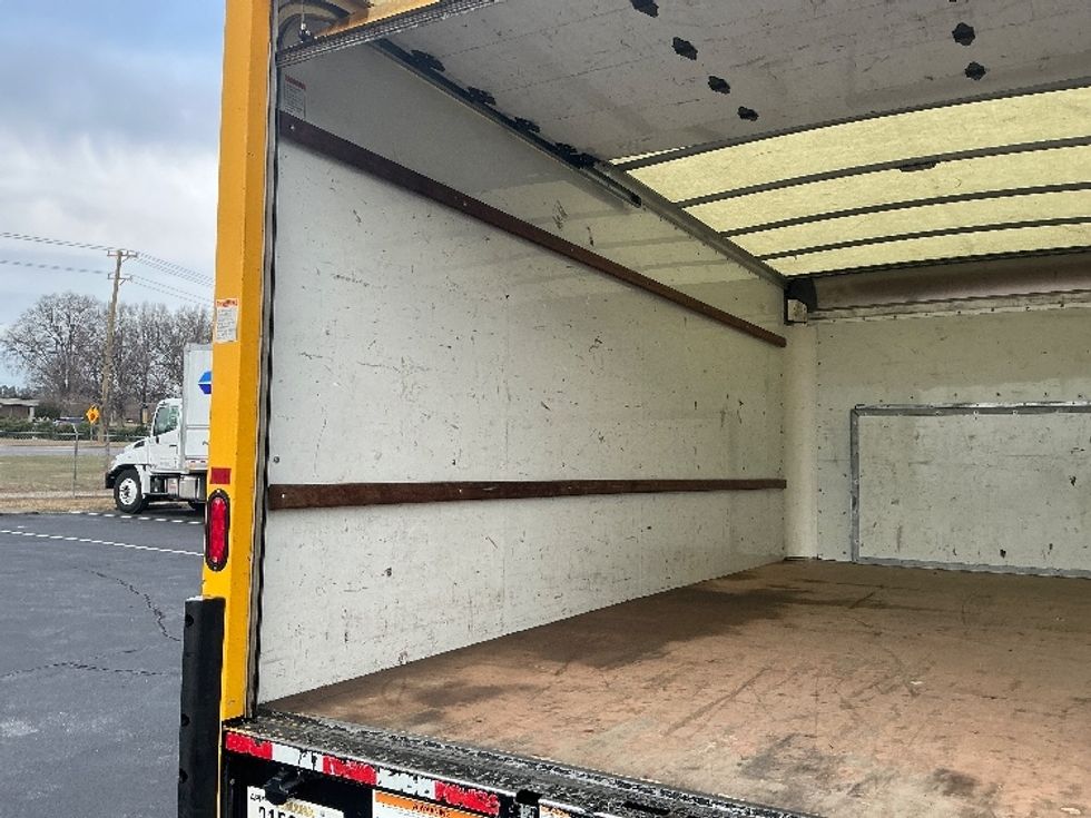 Light Duty Box Truck-Light and Medium Duty Trucks-Ford-2022-E350-Spartanburg-SC-99,760\n\t\tmiles-$ 29,750 - Image 10