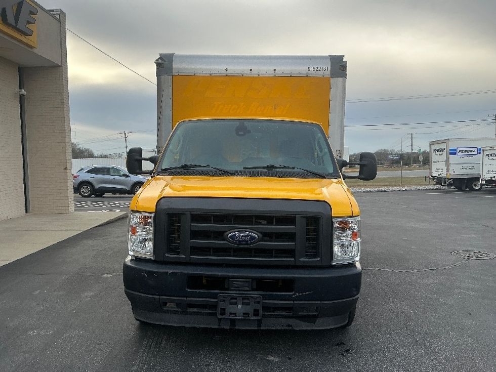 Light Duty Box Truck-Light and Medium Duty Trucks-Ford-2022-E350-Spartanburg-SC-99,760\n\t\tmiles-$ 29,750 - Image 2