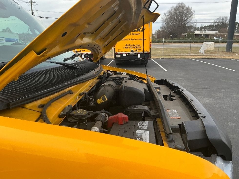 Light Duty Box Truck-Light and Medium Duty Trucks-Ford-2022-E350-Spartanburg-SC-99,760\n\t\tmiles-$ 29,750 - Image 22