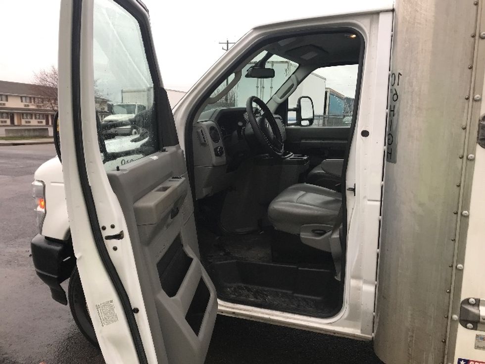 Light Duty Box Truck-Light and Medium Duty Trucks-Ford-2022-E350-Spokane Valley-WA-108,541\n\t\tmiles-$ 30,750 - Image 16