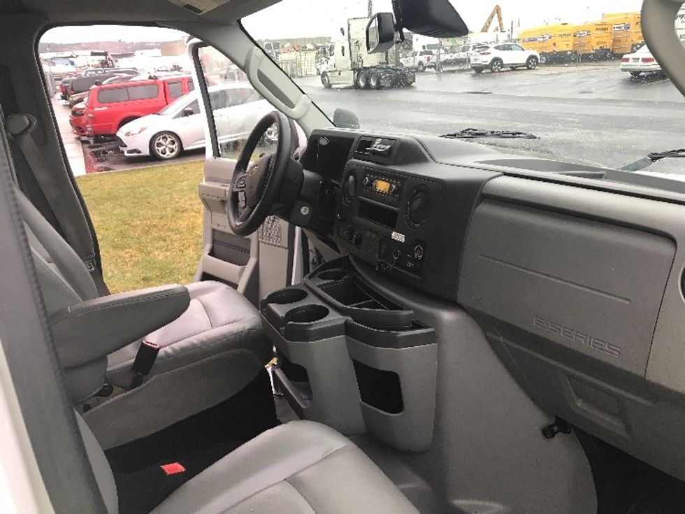 Light Duty Box Truck-Light and Medium Duty Trucks-Ford-2022-E350-Spokane Valley-WA-108,541\n\t\tmiles-$ 30,750 - Image 22