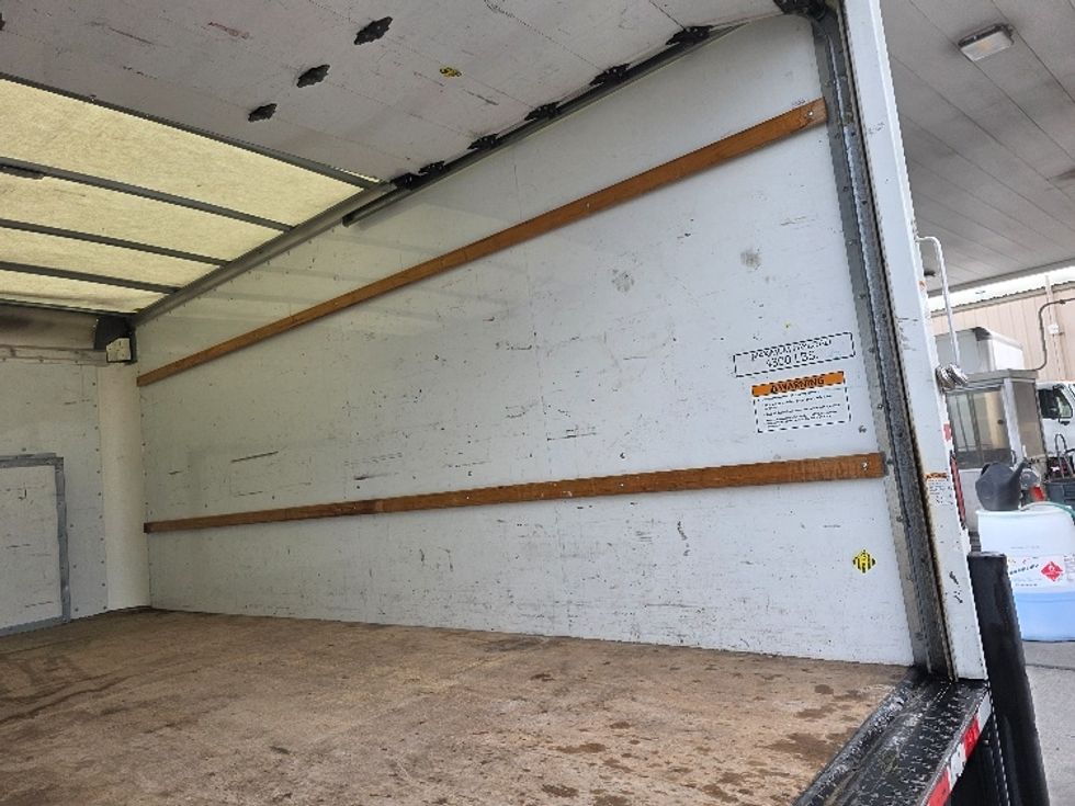 Light Duty Box Truck-Light and Medium Duty Trucks-Ford-2022-E350-Spokane Valley-WA-72,512\n\t\tmiles-$ 35,000 - Image 12