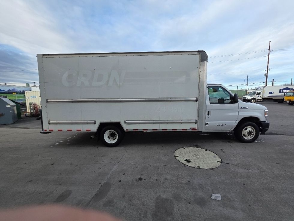Light Duty Box Truck-Light and Medium Duty Trucks-Ford-2022-E350-Spokane Valley-WA-72,512\n\t\tmiles-$ 35,000 - Image 15