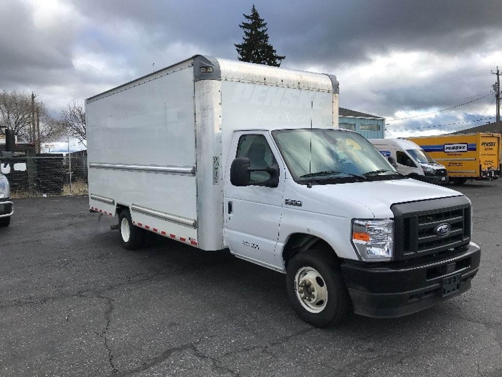 Light Duty Box Truck-Light and Medium Duty Trucks-Ford-2022-E350-Spokane Valley-WA-92,057\n\t\tmiles-$ 33,250 - Image 1