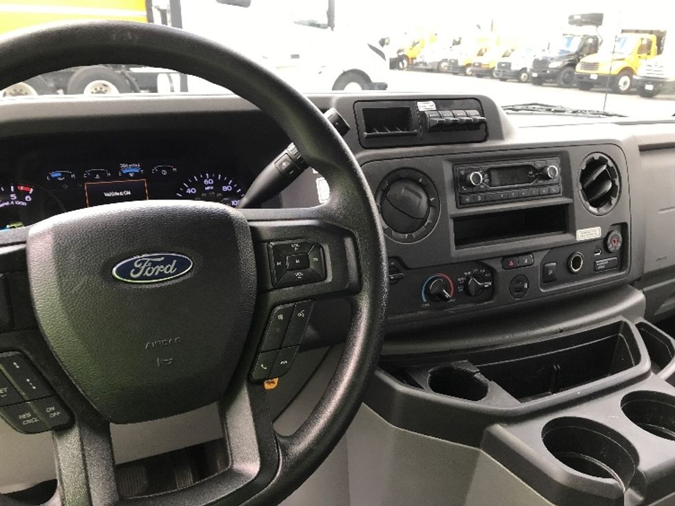 Light Duty Box Truck-Light and Medium Duty Trucks-Ford-2022-E350-Spokane Valley-WA-92,057\n\t\tmiles-$ 33,250 - Image 18