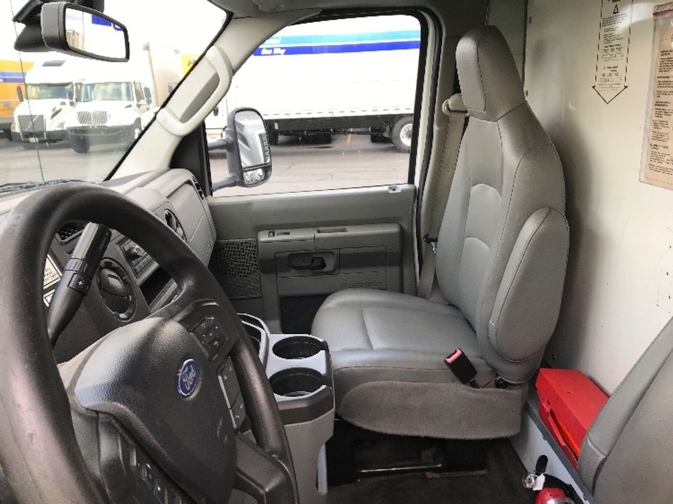 Light Duty Box Truck-Light and Medium Duty Trucks-Ford-2022-E350-Spokane Valley-WA-92,057\n\t\tmiles-$ 33,250 - Image 19