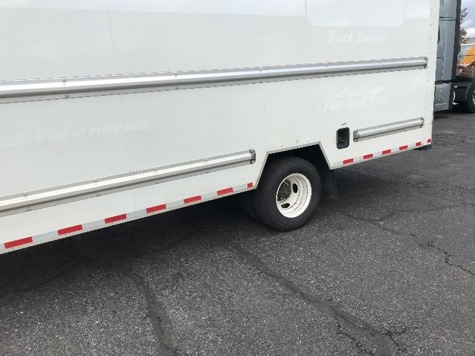 Light Duty Box Truck-Light and Medium Duty Trucks-Ford-2022-E350-Spokane Valley-WA-92,057\n\t\tmiles-$ 33,250 - Image 5