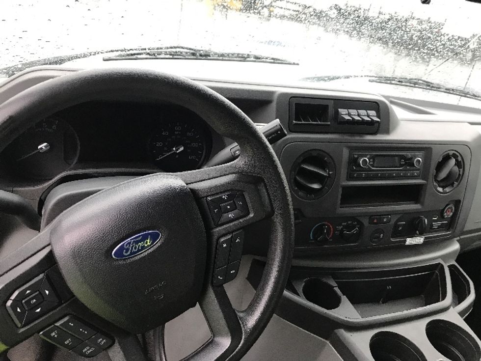 Light Duty Box Truck-Light and Medium Duty Trucks-Ford-2022-E350-Spokane Valley-WA-93,800\n\t\tmiles-$ 33,000 - Image 16