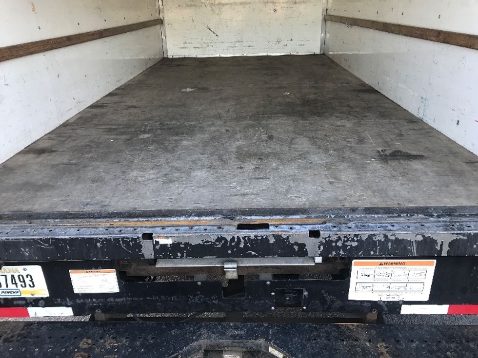 Light Duty Box Truck-Light and Medium Duty Trucks-Ford-2022-E350-Spokane Valley-WA-97,823\n\t\tmiles-$ 32,500 - Image 10