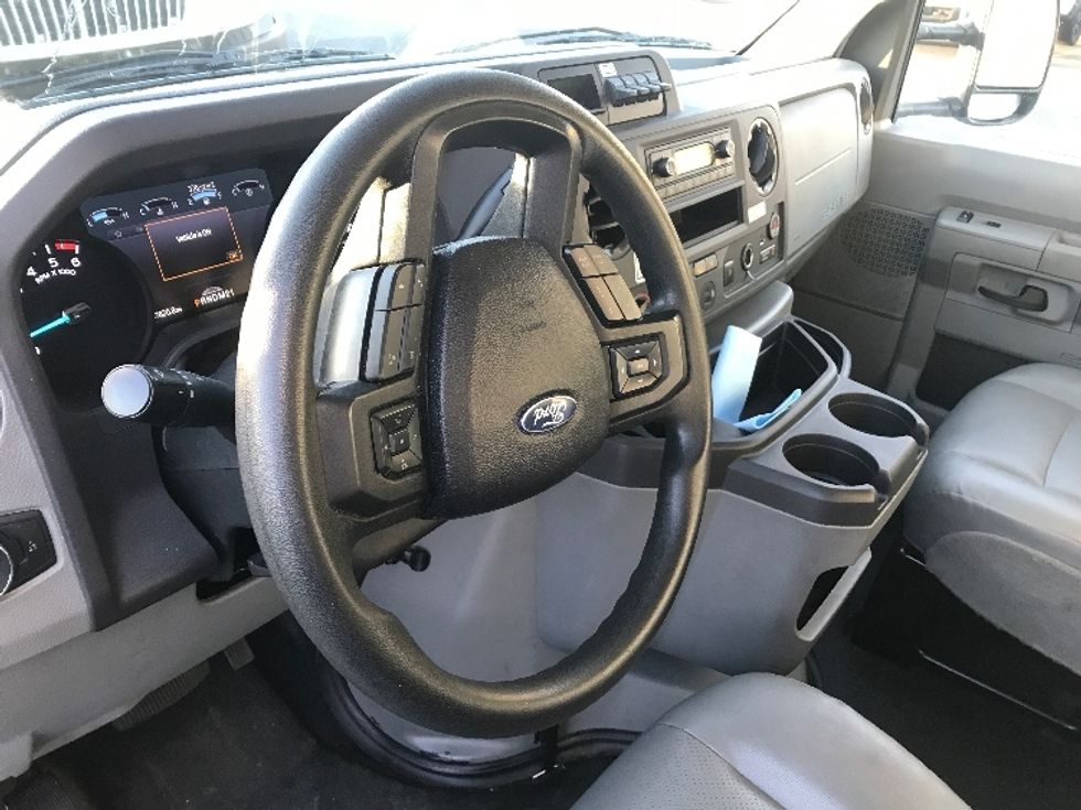 Light Duty Box Truck-Light and Medium Duty Trucks-Ford-2022-E350-Spokane Valley-WA-97,823\n\t\tmiles-$ 32,500 - Image 17
