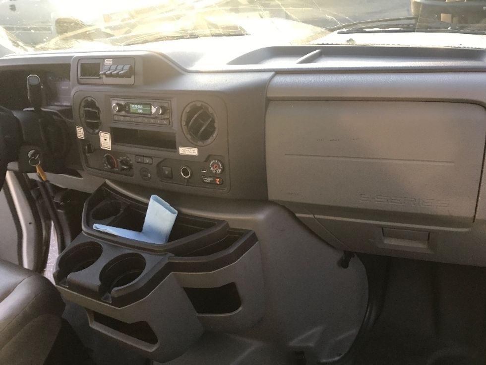 Light Duty Box Truck-Light and Medium Duty Trucks-Ford-2022-E350-Spokane Valley-WA-97,823\n\t\tmiles-$ 32,500 - Image 21