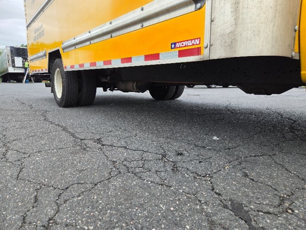 Light Duty Box Truck-Light and Medium Duty Trucks-Ford-2022-E350-Springfield-MA-144,721\n\t\tmiles-$ 20,250 - Image 14
