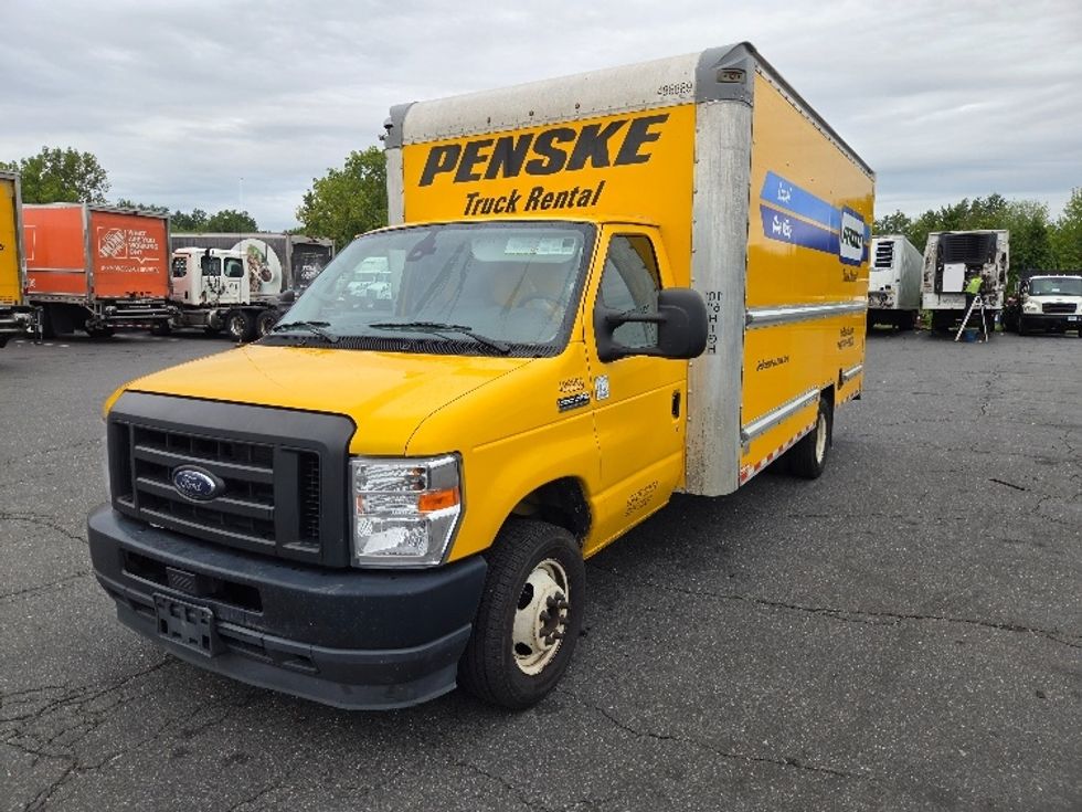 Light Duty Box Truck-Light and Medium Duty Trucks-Ford-2022-E350-Springfield-MA-144,721\n\t\tmiles-$ 20,250 - Image 3