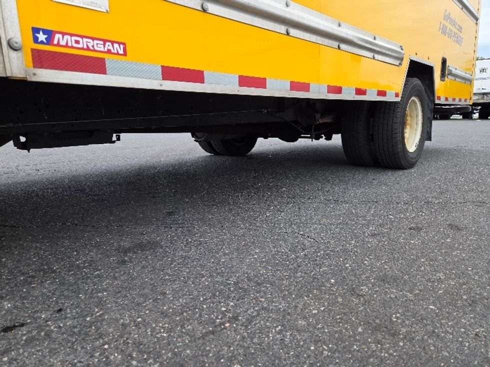 Light Duty Box Truck-Light and Medium Duty Trucks-Ford-2022-E350-Springfield-MA-144,721\n\t\tmiles-$ 20,250 - Image 5