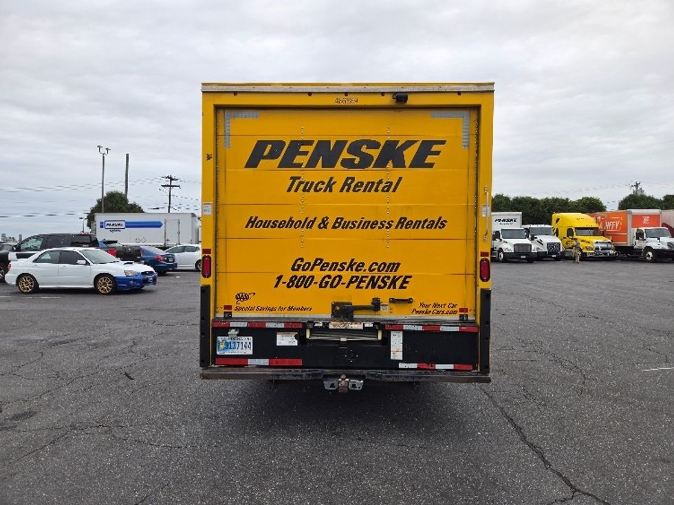 Light Duty Box Truck-Light and Medium Duty Trucks-Ford-2022-E350-Springfield-MA-144,721\n\t\tmiles-$ 20,250 - Image 7