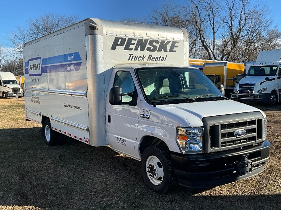 Light Duty Box Truck-Light and Medium Duty Trucks-Ford-2022-E350-Springfield-MO-102,717\n\t\tmiles-$ 30,000 - Image 1