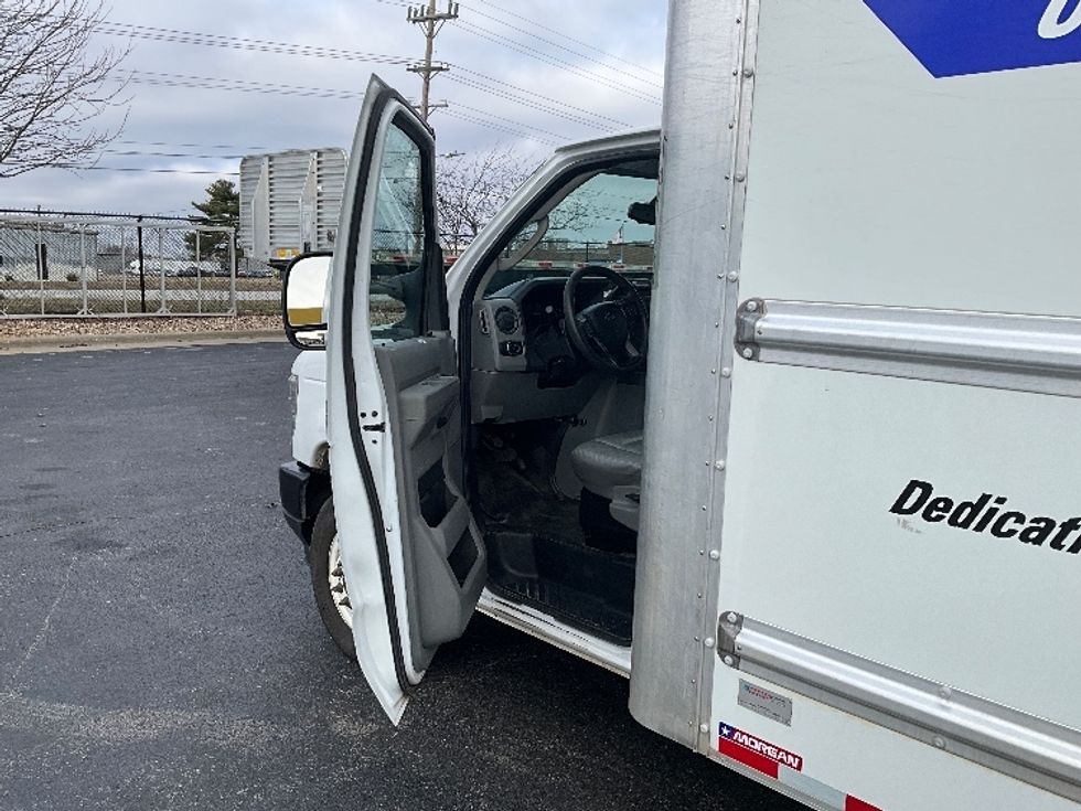 Light Duty Box Truck-Light and Medium Duty Trucks-Ford-2022-E350-Springfield-MO-102,717\n\t\tmiles-$ 30,000 - Image 14