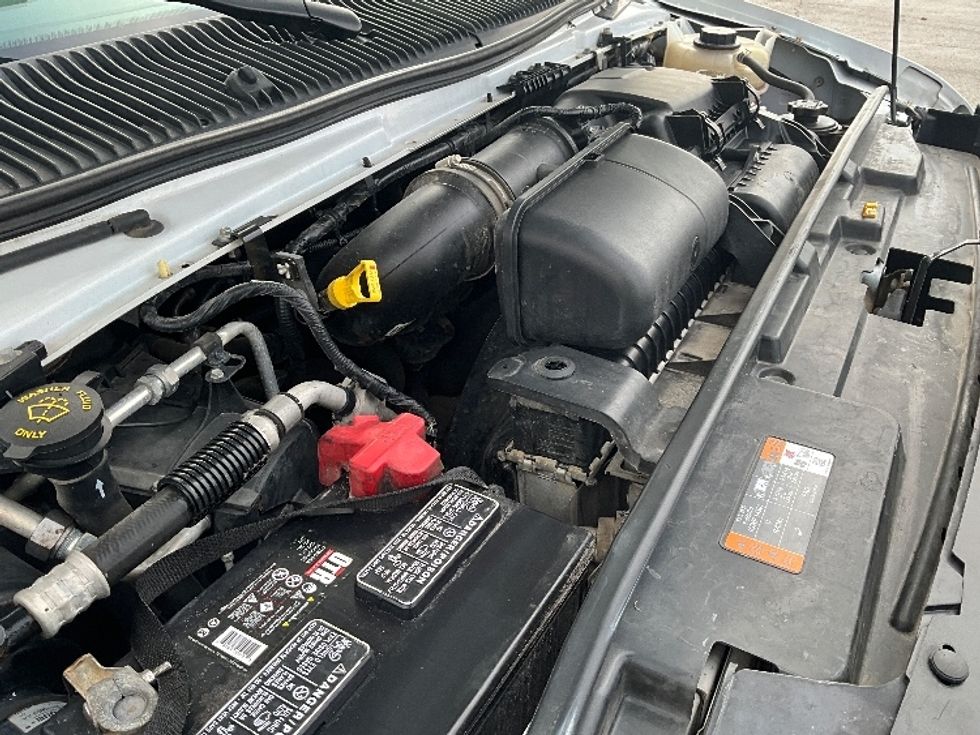 Light Duty Box Truck-Light and Medium Duty Trucks-Ford-2022-E350-Springfield-MO-102,717\n\t\tmiles-$ 30,000 - Image 21